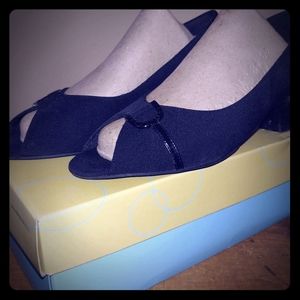 Lifestride Jacqueline pumps